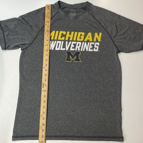 Pro Edge University of Michigan College Short Sleeve Polyester Shirt Sz M - Picture 3 of 6